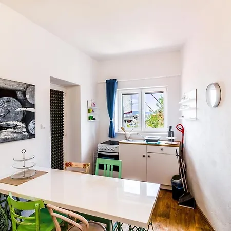 Apartmán Beach Getaway - Perla Bianca Jesenice (Split-Dalmatia)