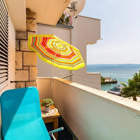 Beach Getaway - Perla Bianca Jesenice (Split-Dalmatia)
